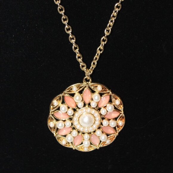 Pearl and Pink Circular Pendant on Golden Chain Necklace - Picture 1 of 9